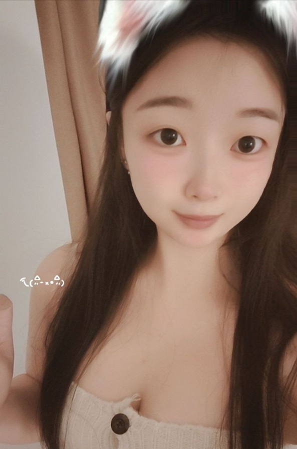 活泼可爱小眯眯