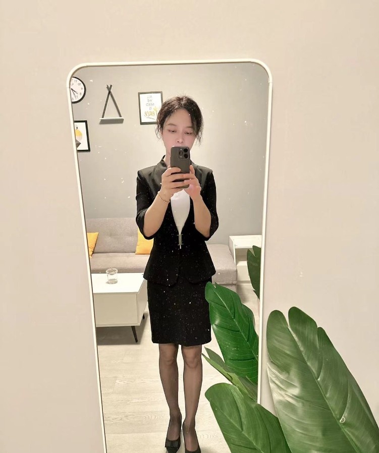 丝袜制服专业按摩熟女