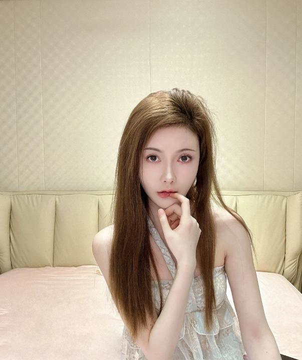滨湖邻家御姐柳如烟