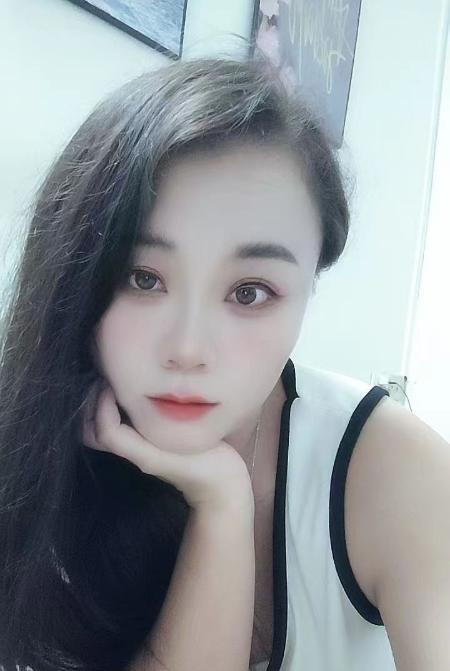 巨乳少妇依依