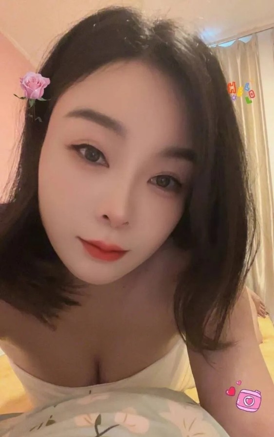 龙华区极品巨乳御姐兔子