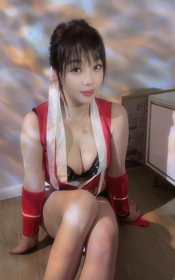 有女人味的奶大少妇