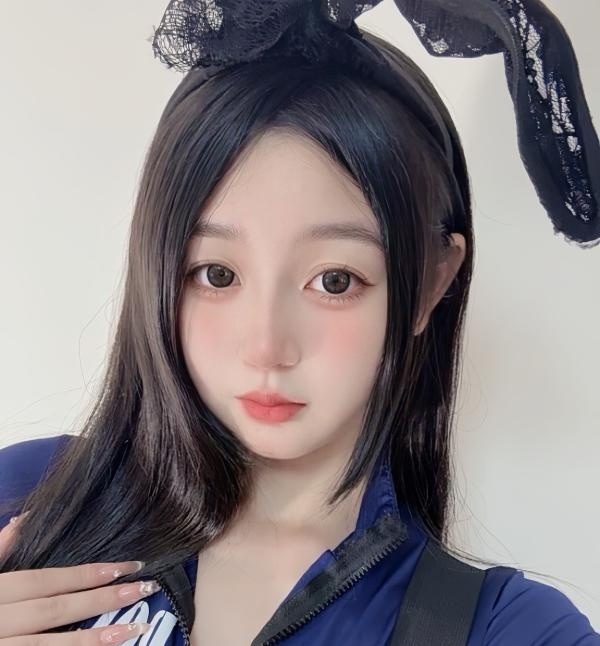 服务系妹子菲菲