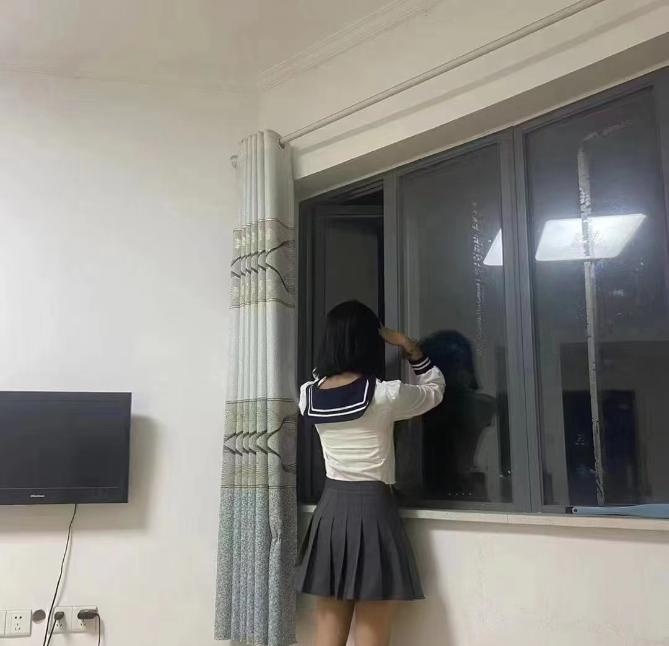 蜀山漂亮妹妹
