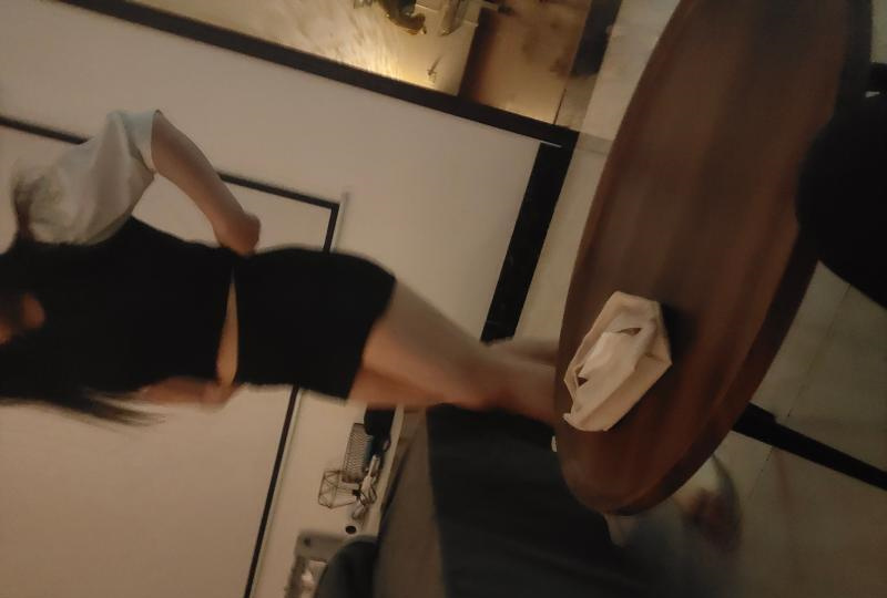 大屁股妹子皮肤白