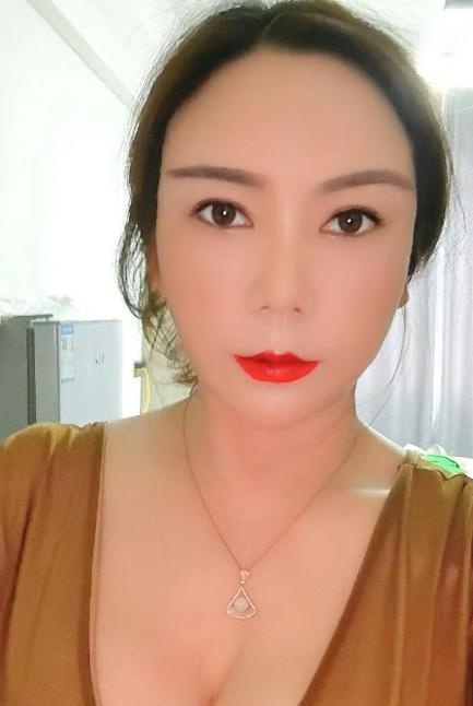 福田大胸蜜蜜