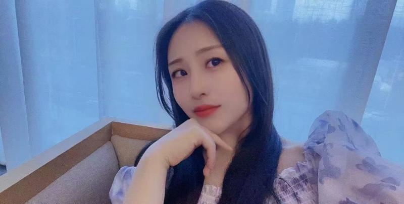 青年路笑笑美女
