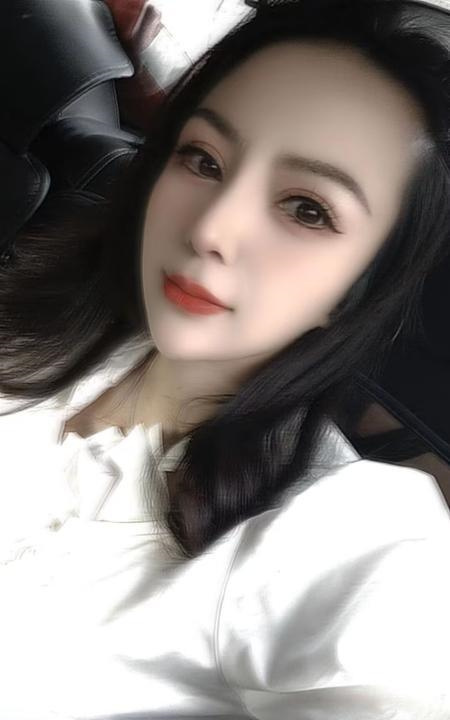 好看的妹子小雨