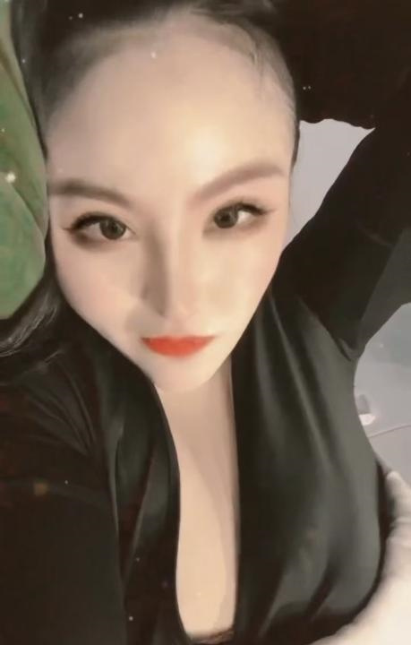 骚气十足欧美范楠姐