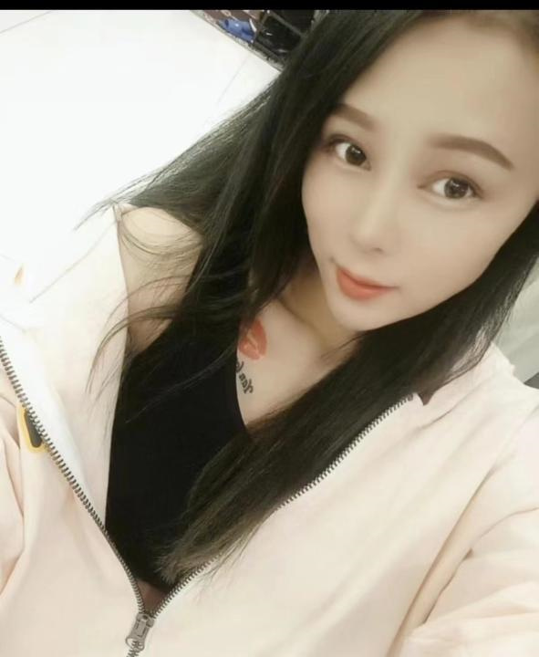苗条楼凤