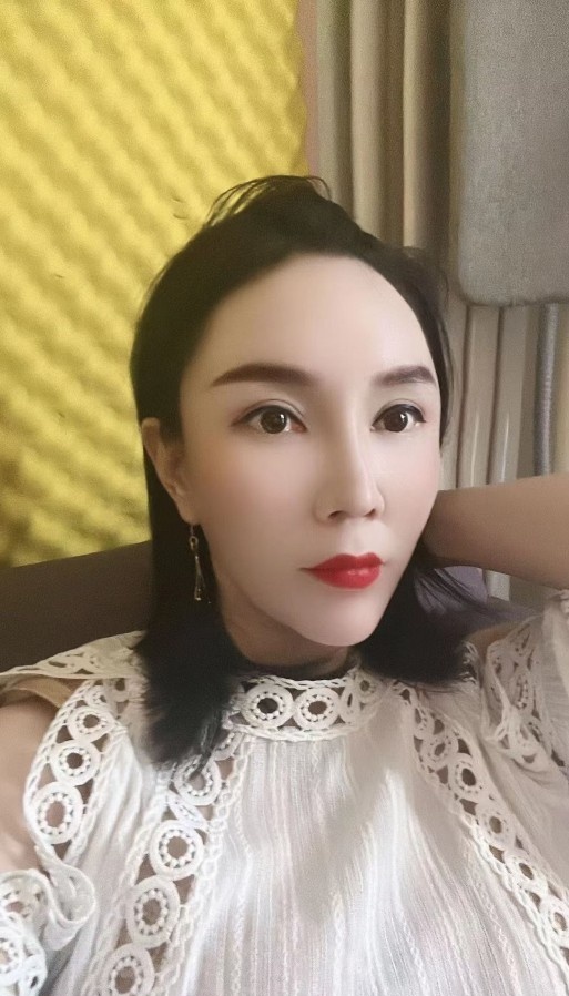 超级骚少妇