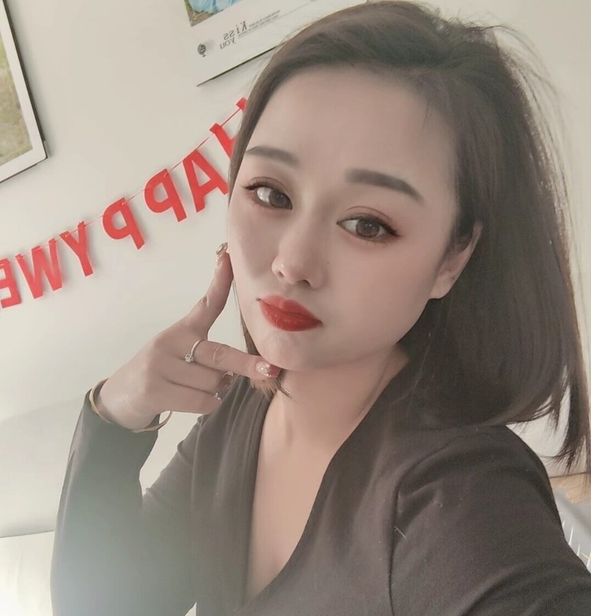 武汉  橘子小姐姐