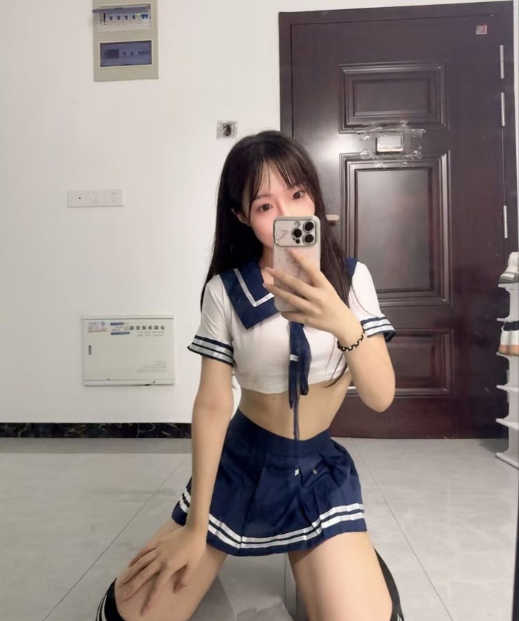 可爱jk制服妮妮