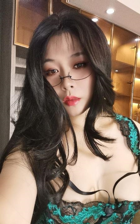天河妩媚风骚妹子
