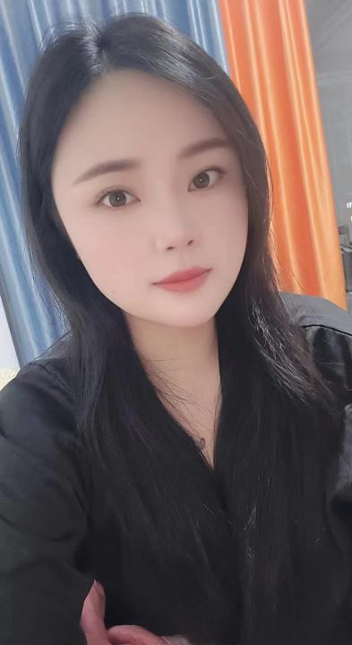 微胖大胸美女多多