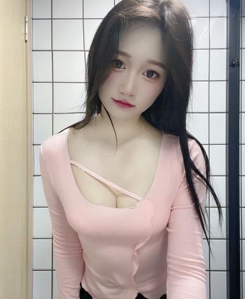 长腿肤白大咪咪
