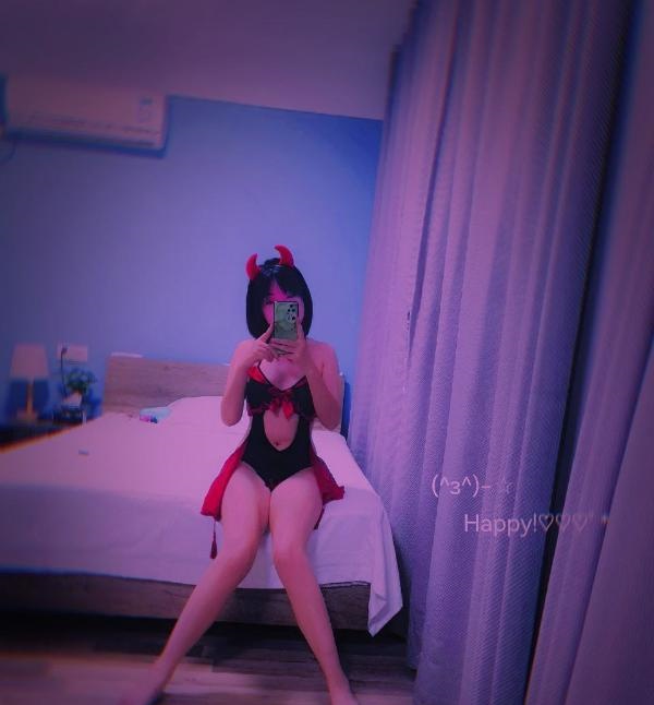 姑苏性感舌吻小骚妹