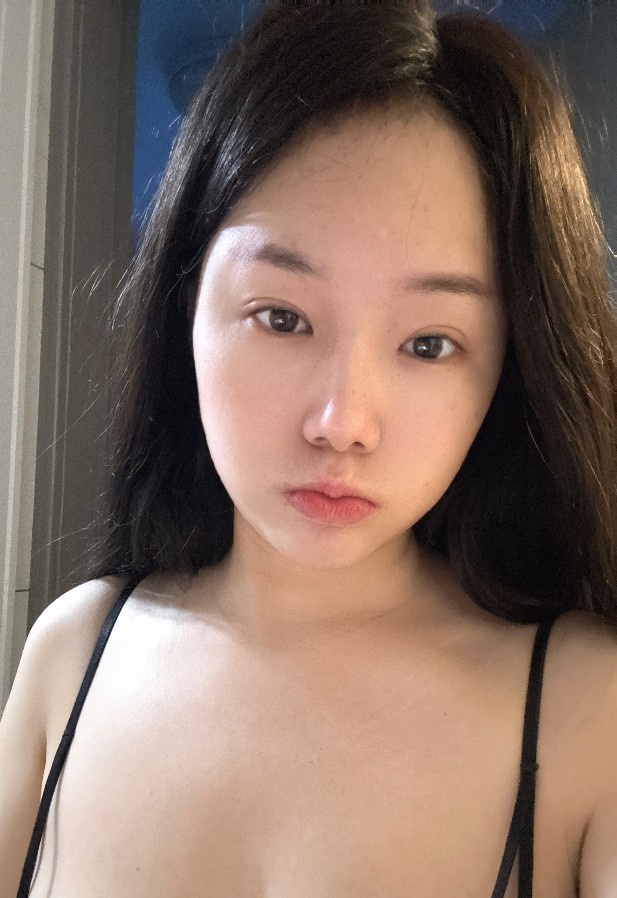 武汉大奶妹甜甜