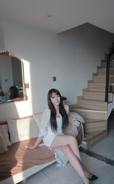 优质服务长腿美女雪碧