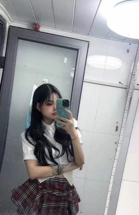南山长腿如烟妹