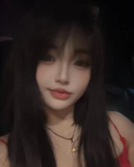 金华尤物娃娃脸