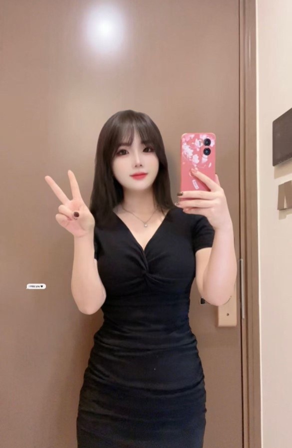 龙华制服嫩妹