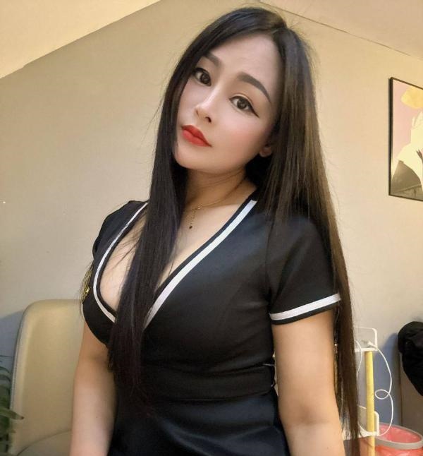 雁塔巨乳小雪