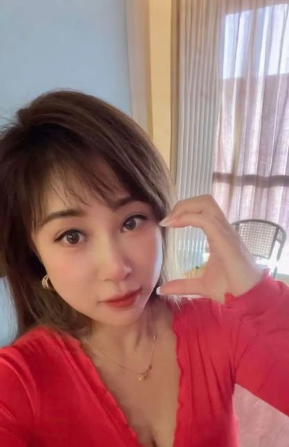 大连大菜市美甲大胸女