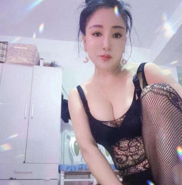 铁西泄火大姐
