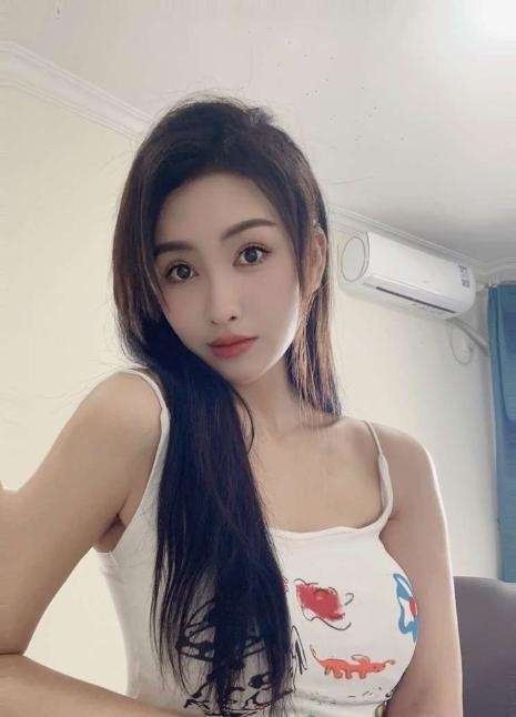 模特身材小迪