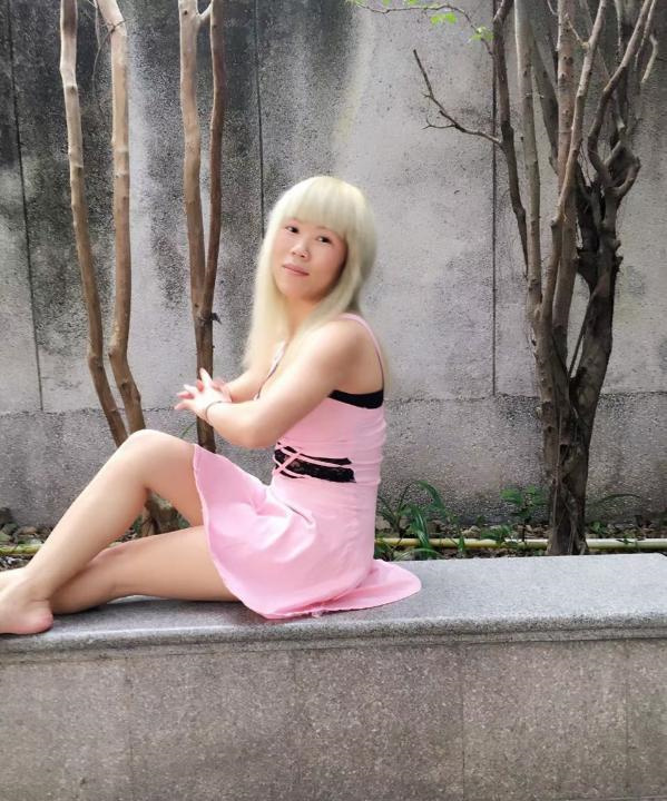 东莞蜜儿可舌吻后入