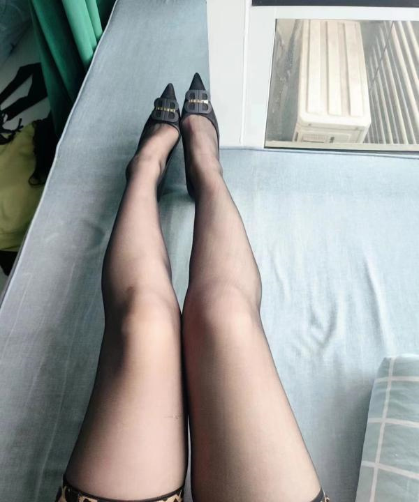 操大奶骚货