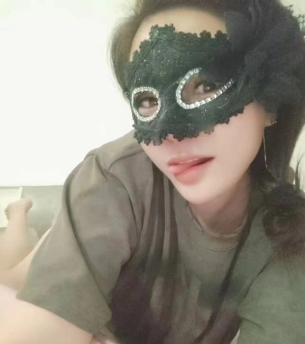 操大奶骚货