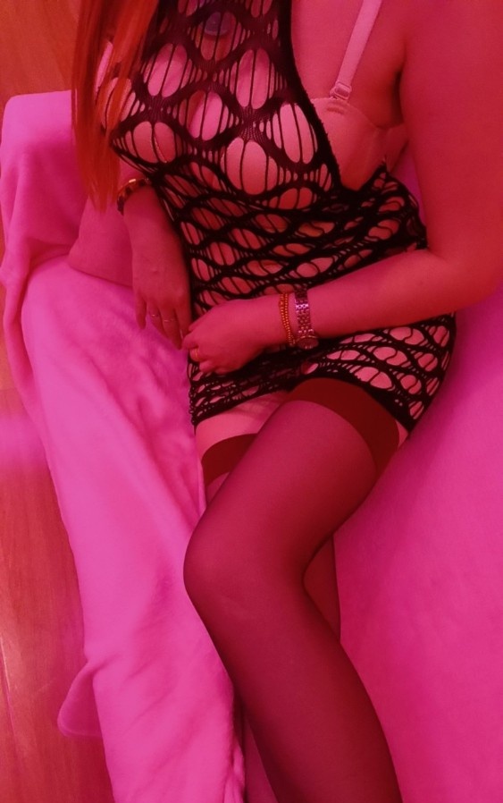 黑丝大奶熟女