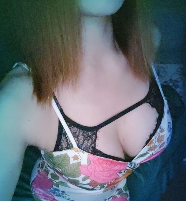 大胸奔放少妇敏儿