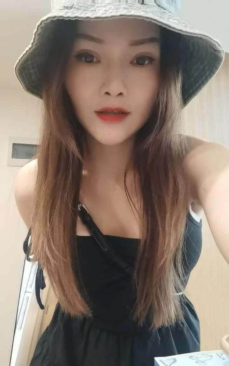 南城舌吻晓晓