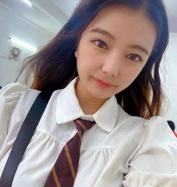 佛山肥臀妹子