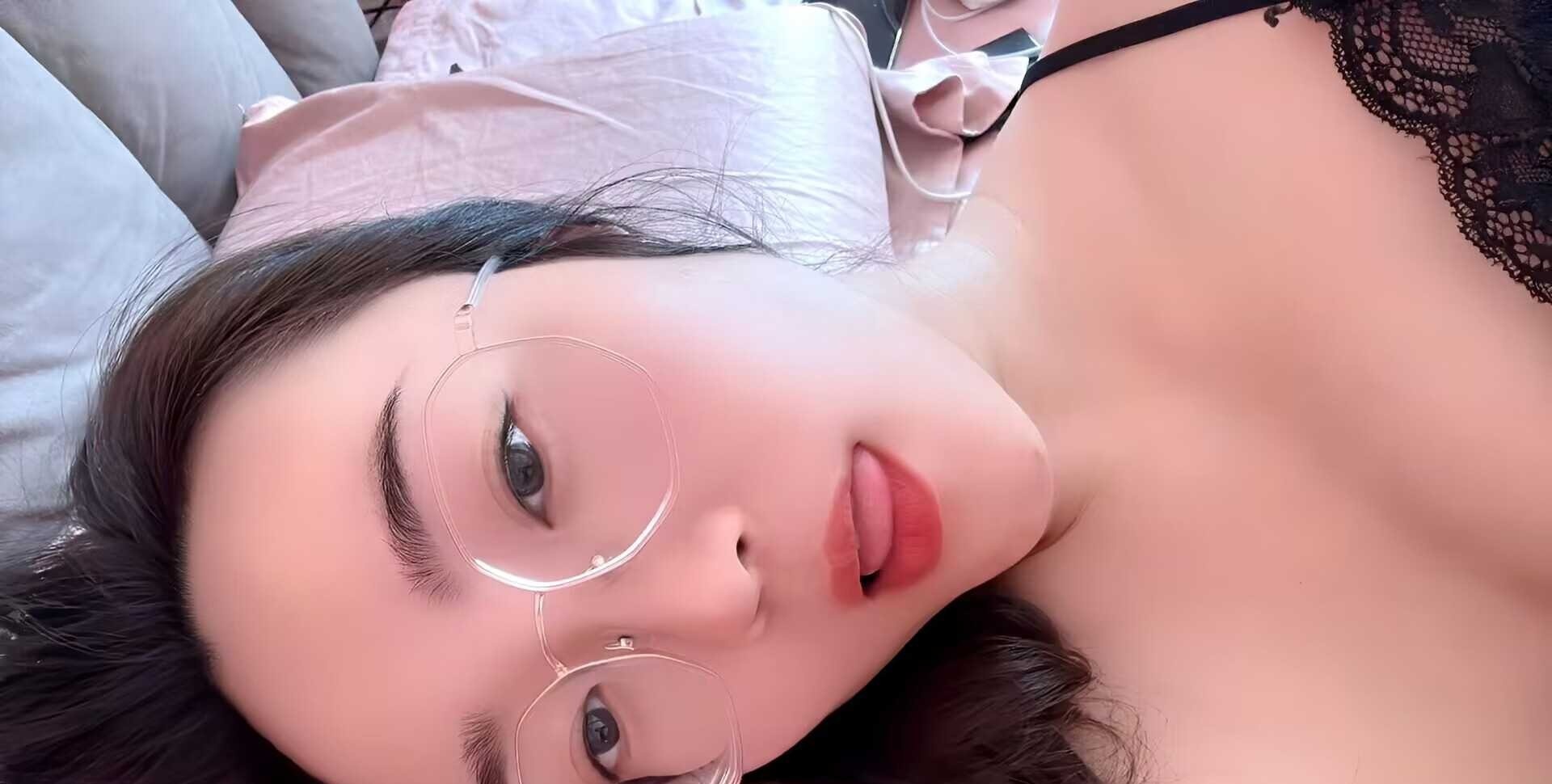 放荡的大胸微胖性感御姐