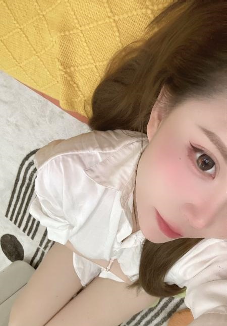 D罩大胸美女