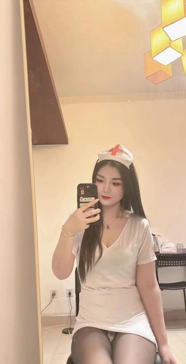 南山可舌吻紫涵