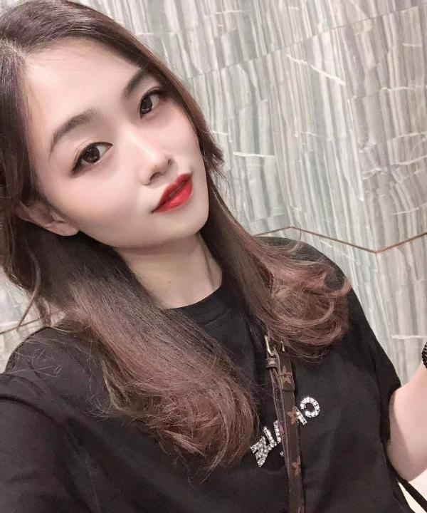 嘉禾小姐姐莉莉