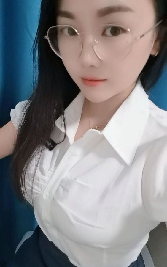 童颜巨乳蓉儿