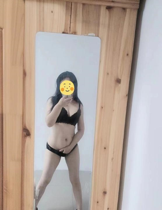 普陀肥臀肉体人妻