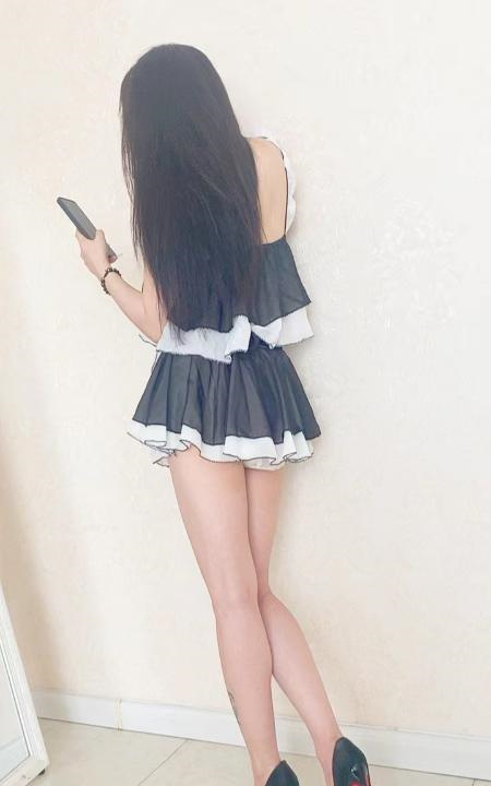 大奶风骚少妇冰冰
