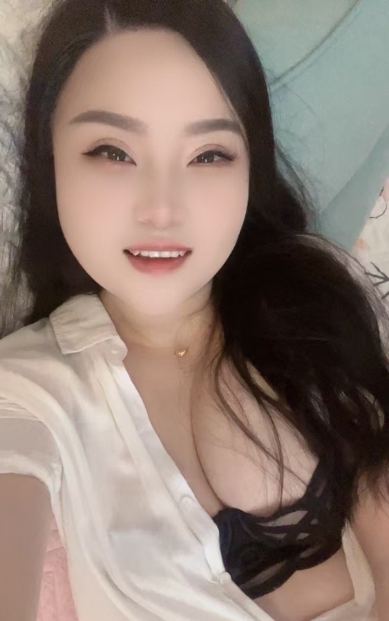 微胖型服务系小姐姐