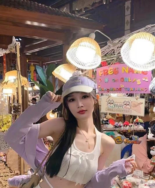 麦地活泼妹妹
