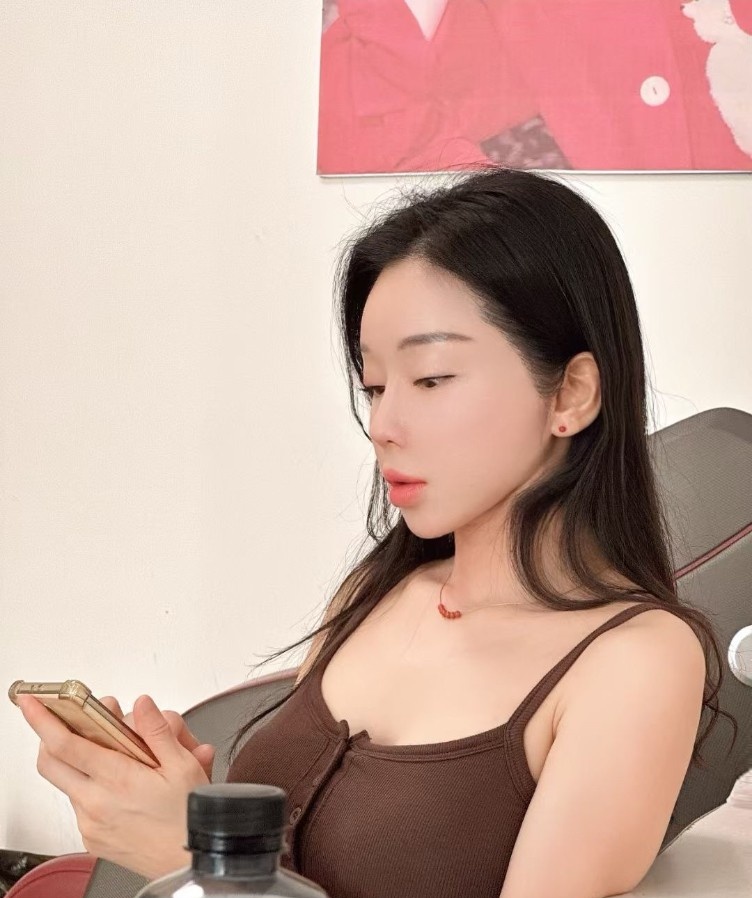深圳梅林美容师少妇