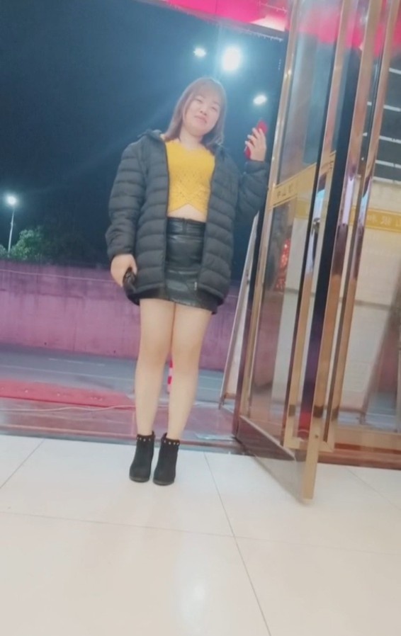 白云红红刚下海兼职