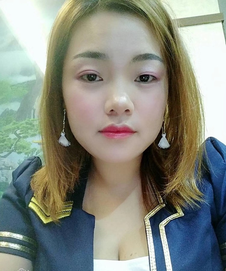 白云红红刚下海兼职