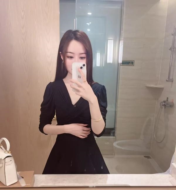 颜值服务美女